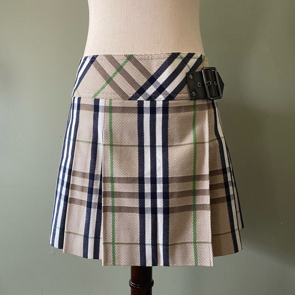 Preowned Authentic Burberry Blue Label Check skirt